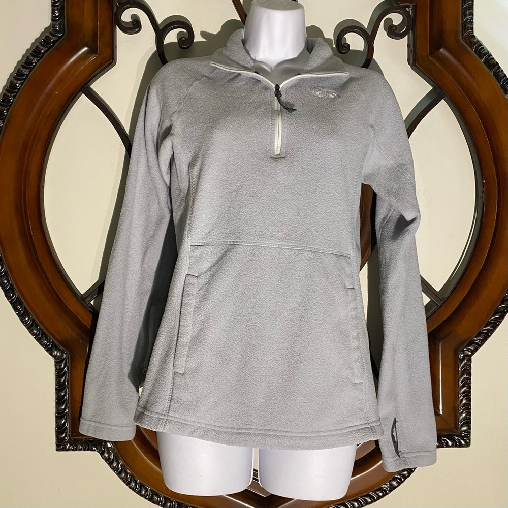 The North Face Women's Gray Pullover Jacket